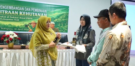 KTH Tak Bisa Sendiri, Bupati Siak Tegaskan Pentingnya Pendampingan