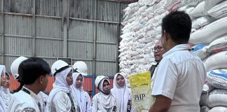 Perum Bulog edukasi pelajar Natuna tentang pengelolaan cadangan pangan