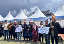 Momentum HUT Simalungun, Bupati dan Wakil Bupati Serahkan Santunan BPJS Ketenagakerjaan