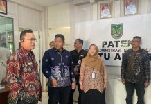 Ombudsman Kepri Kunjungi Kecamatan Batu Ampar, Soroti Masalah Cetak KTP dan Minta Camat Proaktif Kawal Keluhan Air dan Sampah