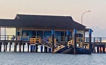 Dermaga Apung di Lingga Roboh, Warga Pertanyakan Kualitas Proyek Baru