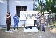 Perkuat Sinergi di Perbatasan, Danlanud RSA Natuna Tinjau Satuan hingga Lokasi Pasca Bencana di Pulau Serasan