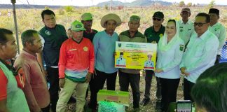 Pemkab Natuna Salurkan Bantuan untuk Petani Terdampak Karhutla di Batubi