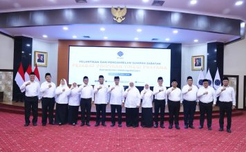 Lantik 12 Pejabat, Menaker: Jabatan Bukan Sekadar Posisi, Layanan Publik Harus Jadi Prioritas