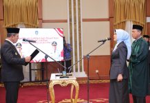 Gubernur Ansar Lantik Misni sebagai Sekda Definitif Kepri, Perempuan Pertama Pegang Tongkat Komando Birokrasi