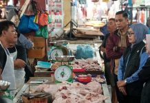 Jelang Iduladha, Sekda Kepri Pantau Harga Sembako di Pasar Bincen