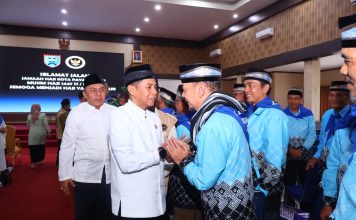 Lepas 175 Jamaah Haji, Ketua DPRD Payakumbuh: Perjalanan Ibadah Haji Bukan Hanya Fisik tapi Juga Perjalanan Hati dan Jiwa