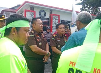 TKBM Dumai Gelar Aksi Damai di Kejari, Kawal Dugaan Kasus Notaris J
