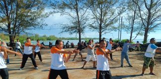 Perkuat Sinergi dan Kesiapsiagaan, Basarnas Natuna Gelar Senam Bersama di Pelabuhan Penagi