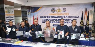 Kapolda Kepri Hadiri Pengungkapan 210 WNA Terduga Pelaku Online Scam Internasional di Batam