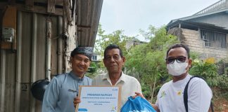 Penyaluran Program Nafkah Dhuafa Diberikan Ke 4 Lansia di Sekitar Kantor PLN UP3