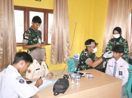 Sinergi TNI AU dan Dunia Pendidikan, RSAU Lanud RSA Hadirkan Layanan Kesehatan di SMAN 1 Natuna
