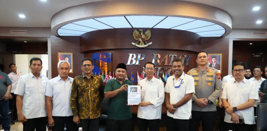 Amsakar Achmad Apresiasi Peran Driver Online Jaga Nama Baik Kota Batam