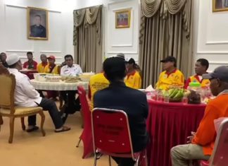 Undang Makan Siang Bersama, Bupati Azhari Siapkan BPJS Gratis hingga Insentif bagi Petugas Kebersihan Buteng