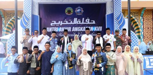 Hadiri Wisuda Ponpes Jabal Nur, Wabup Siak Titip Harapan untuk Generasi Muda.
