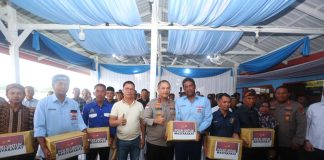 Jumat Curhat Kapolda Kepri dengan Nelayan Jemaja, Perkuat Sinergi Polri dan Masyarakat Pesisir di Anambas