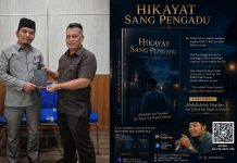 Sempena Hari Buku Nasional, Bupati Lingga Terima Buku Ketiga Karya Putra Daerah “Hikayat Sang Pengadu”