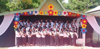 Haru Perpisahan SMPN 2 Senayang, Puluhan Siswa Menangis Peluk Guru