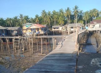 Kades Pena’ah Sebut Jembatan Ponggok Sudah Lama Diusulkan, Perbaikan Dilakukan Secara Gotong RoyongÂ