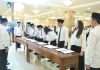 Menaker Lantik 976 ASN, Tekankan Semangat Belajar, Integritas, dan Kekompakan