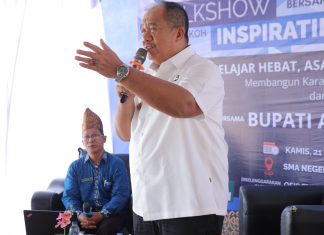 Bupati Asahan Berbagi Kisah Inspiratif Saat Talk Show di SMAN 1 Meranti