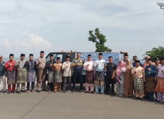 Desa Tarempa Barat Terima Armada Pengangkut Sampah, Bupati Aneng Minta Lingkungan Tetap Tertib