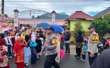 Polres Natuna Bersinergi Amankan Pawai dan Pagelaran Seni SDN 001 Ranai