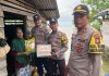 Polsek Bunguran Barat Salurkan Bantuan Sosial Lewat Program Jumat Berkah