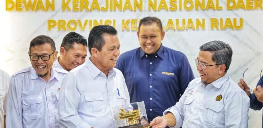 SKK Migas Sumbagut Bahas Pengembangan Migas Kepri Bersama Gubernur Ansar