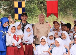 Wakil Bupati Bintan Deby Maryanti Harapkan Aplikasi Si-Pintar, Permudah Orang Tua Daftarkan Anak Masuk Sekolah
