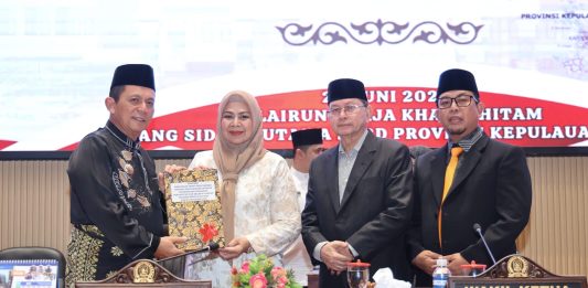 Gubernur Ansar Sampaikan Ranperda Pertanggungjawaban APBD 2025, Tegaskan Komitmen Transparansi dan Akuntabilitas
