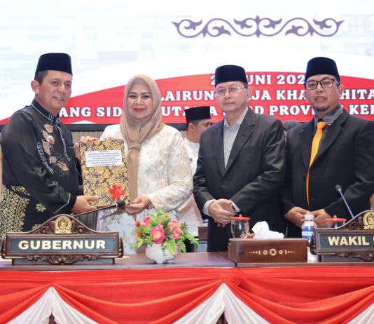 Gubernur Ansar Sampaikan Ranperda Pertanggungjawaban APBD 2025, Tegaskan Komitmen Transparansi dan Akuntabilitas