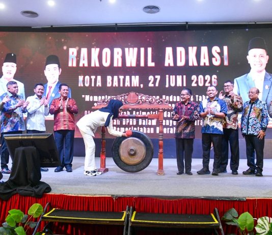 Gubernur Ansar Buka Rakorwil ADKASI Sumatera, Dorong Penguatan Peran DPRD dan Otonomi Daerah