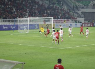 Bupati Asahan Nobar Timnas Indonesia Bersama Gubernur Bobby Nasution di Stadion Utama Sumut