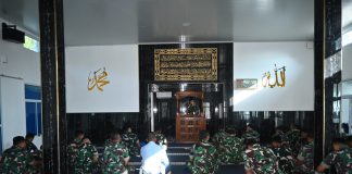 Prajurit Lanud RSA Natuna Isi Kamis Pagi dengan Ibadah dan Refleksi Diri