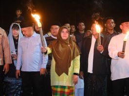Semarak Malam 1 Muharam, Bupati Siak Hidupkan Kembali Tradisi Pawai Obor di Kota Pusaka