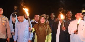 Semarak Malam 1 Muharam, Bupati Siak Hidupkan Kembali Tradisi Pawai Obor di Kota Pusaka