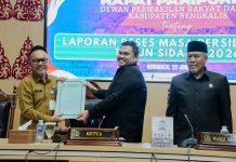 Mewakili Bupati Bengkalis, Sekda Bengkalis Terima Laporan Reses Masa Sidang II