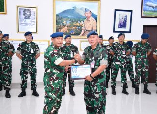 Danlanud RSA Apresiasi Pengabdian Kolonel Adm Marshall pada Penyerahan Jabatan Kadister