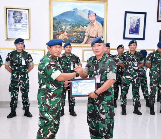 Danlanud RSA Apresiasi Pengabdian Kolonel Adm Marshall pada Penyerahan Jabatan Kadister