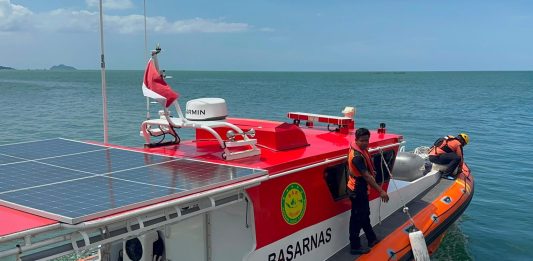 Kantor SAR Natuna Kerahkan Tim Gabungan Cari KM Ocean Three yang Hilang Kontak di Perairan Natuna