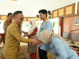 Terima 485 Mahasiswa Kukerta UNRI, Bupati Bengkalis Harap Jadi Agen Perubahan di Masyarakat