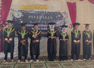 MDT Al-Huda Air Lengit Lepas 9 Santri, Bekali Generasi Muda dengan Ilmu Agama dan Akhlak