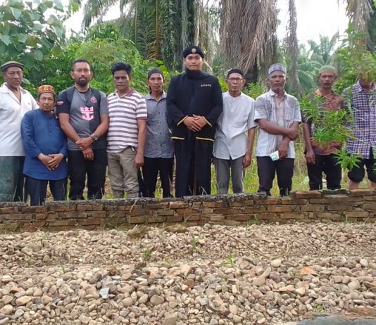 Gerakan Pembugaran Makam Leluhur Kesultanan Islam Perlak Digelar di Seumanah Jaya