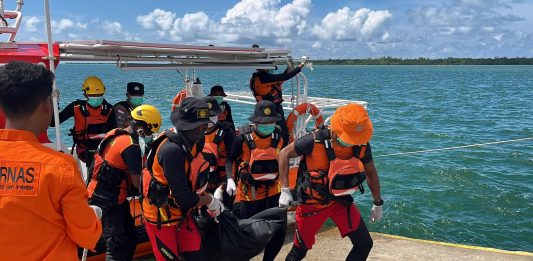 ABK KM Ocean Three Ditemukan Meninggal, Operasi Pencarian Satu Korban Berlanjut