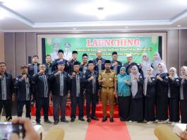 Bupati Al-Farlaky Luncurkan Aplikasi Si AZIS