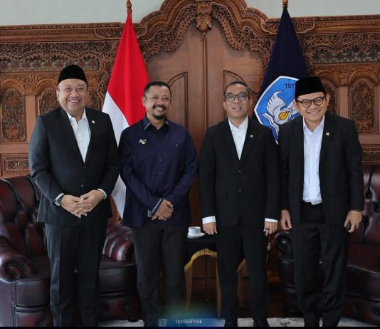 Azhari Lobi Pemerintah Pusat, Fakultas Sains dan Teknologi Maritim Buteng Diharapkan Segera Berdiri