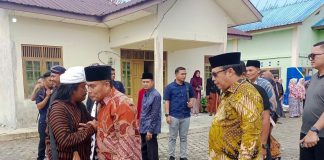 Dukung Pelestarian Tradisi, Mustamin Bakri Hadiri Pawai Budaya dan Grebek Gunungan di Desa Tapau