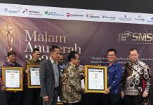 Bupati Anambas Dato’ Aneng Raih Anugerah Tokoh Inspiratif Nasional SMSI 2026 di Gedung Dewan Pers