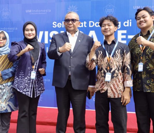 Wamenaker: Industri Kini Tak Lagi Hanya Bertanya Ijazah, tapi juga Kompetensi